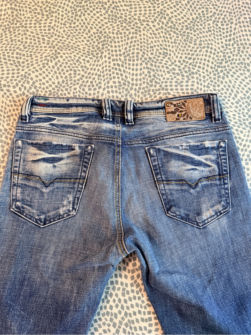 Diesel | Viker Low Rise, Button Fly Straight Leg Jeans, Distressed Wash - Picture 6 of 15